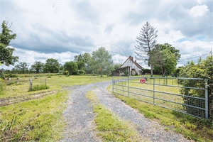 longere à la vente -   03600  LOUROUX DE BEAUNE, surface 105 m2 vente longere - UBI478954694